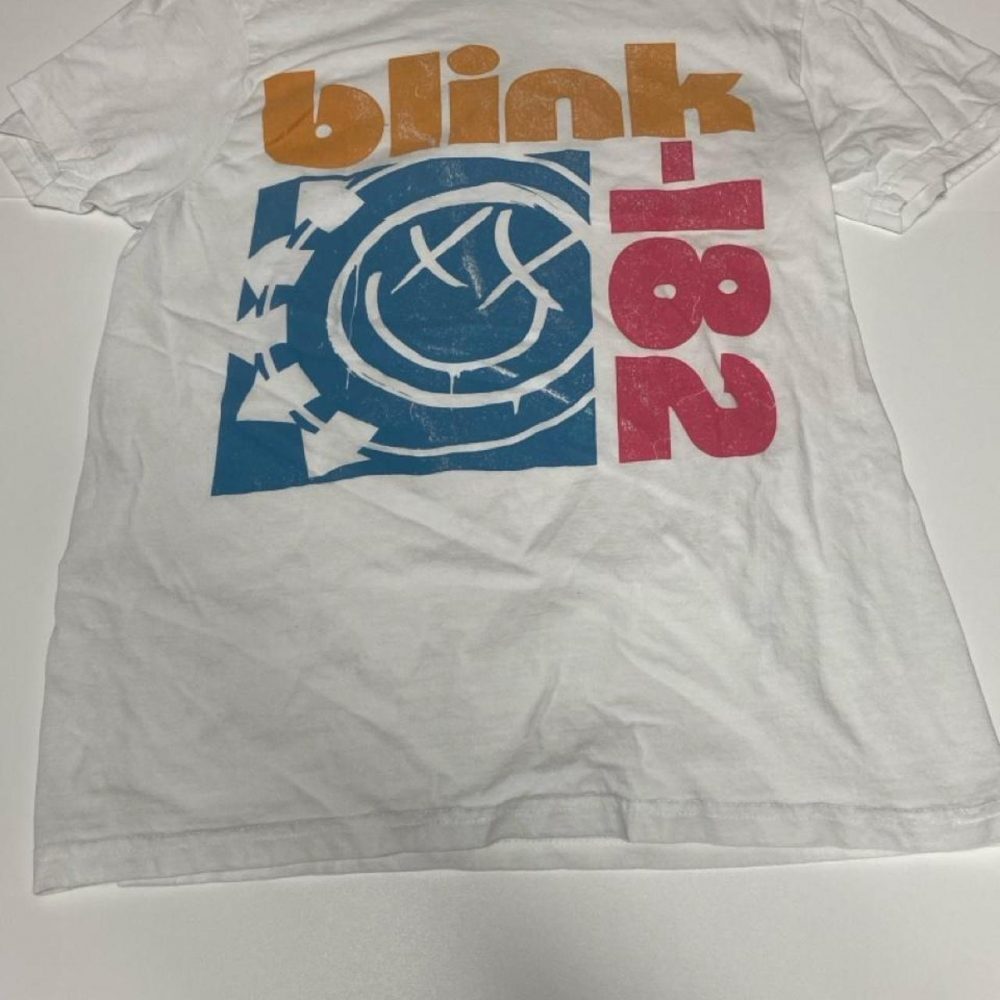 Blink 182 white cotton t-shirt with blue square graphic featuring a white smiley
